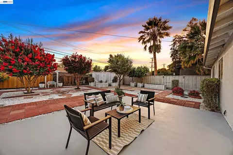 Exterior - 8231 Cardiff Dr, Dublin, CA 94568 photo 14 of 30