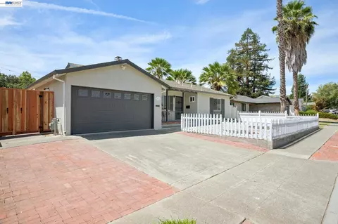 Exterior - 8231 Cardiff Dr, Dublin, CA 94568 photo 26 of 30