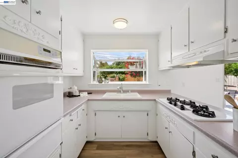 Kitchen - 8231 Cardiff Dr, Dublin, CA 94568 photo 3 of 5
