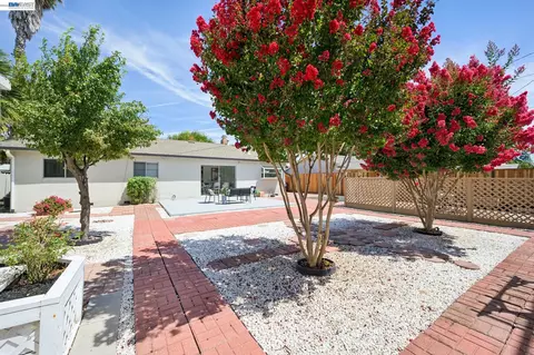 Exterior - 8231 Cardiff Dr, Dublin, CA 94568 photo 9 of 30