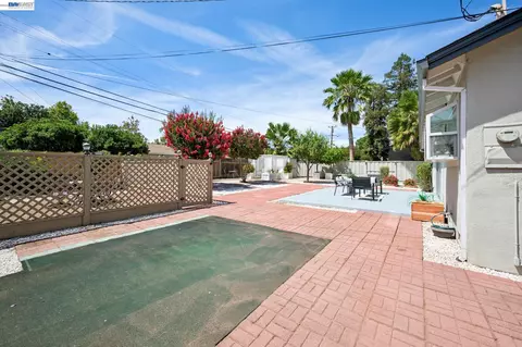Exterior - 8231 Cardiff Dr, Dublin, CA 94568 photo 18 of 30
