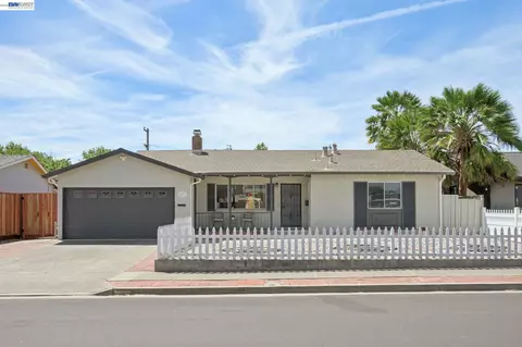 Exterior - 8231 Cardiff Dr, Dublin, CA 94568 photo 2 of 30