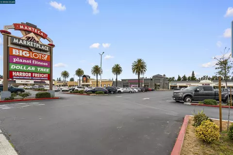 Exterior - 953 Arneis Ave, Manteca, CA 95337 photo 7 of 7