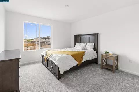 Bedroom - 953 Arneis Ave, Manteca, CA 95337 photo 4 of 7