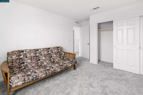 Bedroom - 953 Arneis Ave, Manteca, CA 95337 photo 3 of 7