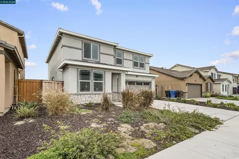 Exterior - 953 Arneis Ave, Manteca, CA 95337 photo 3 of 7