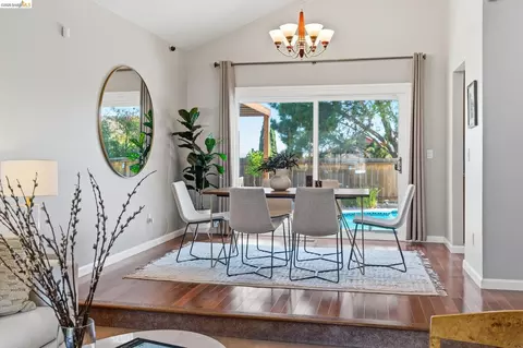Dining - 2137 Pheasant Dr, Hercules, CA 94547 photo 1 of 6