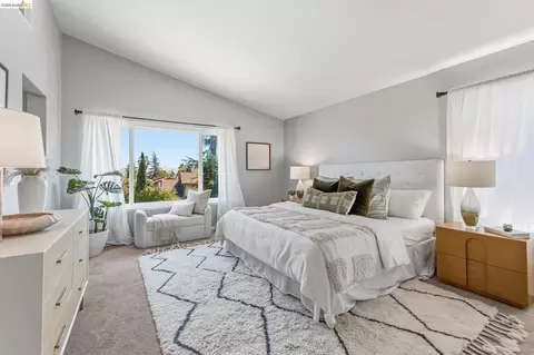 Bedroom - 2137 Pheasant Dr, Hercules, CA 94547 photo 1 of 10