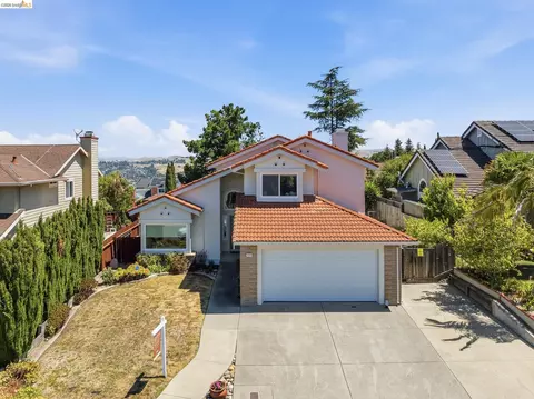 Exterior - 2137 Pheasant Dr, Hercules, CA 94547 photo 17 of 17