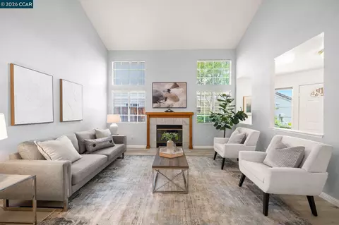 Living - 1111 Crest Ridge Ln, Concord, CA 94521 photo 1 of 4