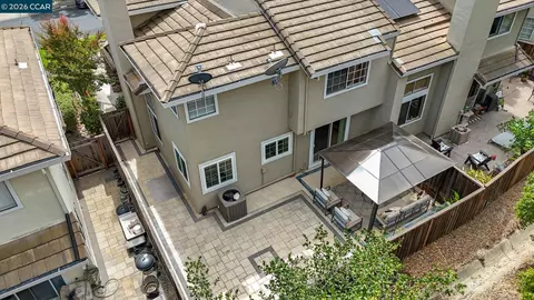 View/Area - 1111 Crest Ridge Ln, Concord, CA 94521 photo 3 of 10