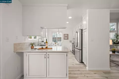 Kitchen - 1111 Crest Ridge Ln, Concord, CA 94521 photo 1 of 5