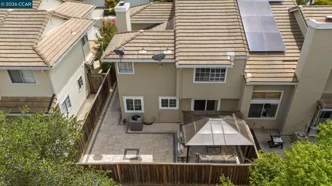 View/Area - 1111 Crest Ridge Ln, Concord, CA 94521 photo 2 of 10