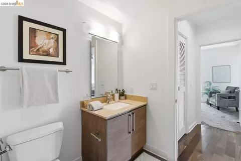 Bath - 200 2nd St #403, Oakland, CA 94607 photo 2 of 2