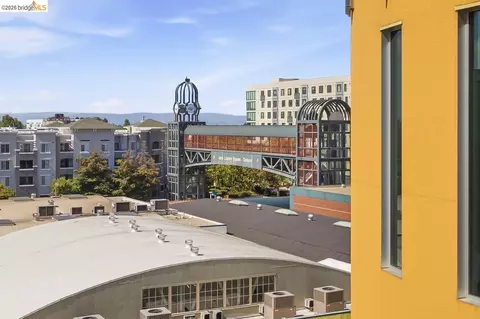 View/Area - 200 2nd St #403, Oakland, CA 94607 photo 1 of 1