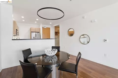Dining - 200 2nd St #403, Oakland, CA 94607 photo 3 of 3