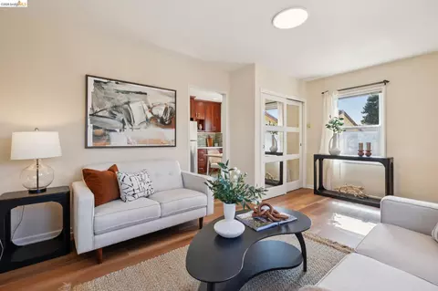 Living - 1152-1156 Francisco St, Berkeley, CA 94702 photo 5 of 5