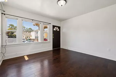 Living - 1152-1156 Francisco St, Berkeley, CA 94702 photo 3 of 5