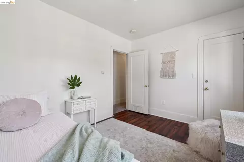 Bedroom - 1152-1156 Francisco St, Berkeley, CA 94702 photo 2 of 13
