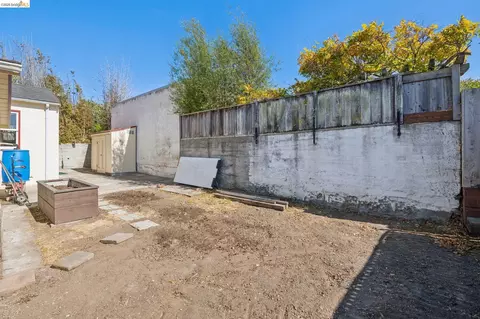 Exterior - 1152-1156 Francisco St, Berkeley, CA 94702 photo 14 of 19