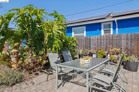 Exterior - 1152 Francisco St, Berkeley, CA 94702 photo 11 of 22