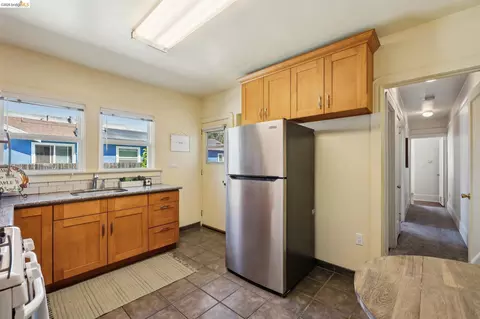 Kitchen - 1152 Francisco St, Berkeley, CA 94702 photo 1 of 9