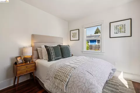 Bedroom - 1152 Francisco St, Berkeley, CA 94702 photo 4 of 13