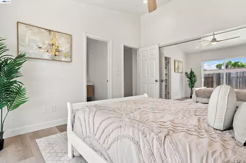 Bedroom - 1057 Topsail Dr, Vallejo, CA 94591 photo 10 of 11