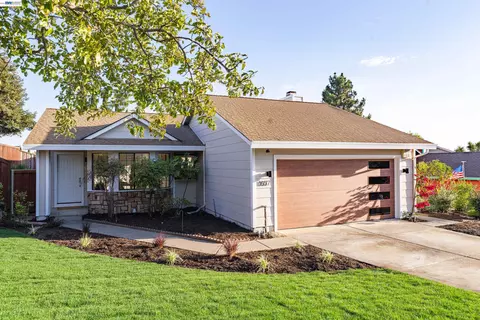 1057 Topsail Dr, Vallejo, CA 94591 photo 5