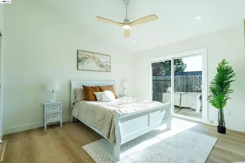 Bedroom - 1057 Topsail Dr, Vallejo, CA 94591 photo 2 of 11