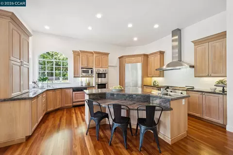 Kitchen - 2 Reliez Manor Ct, Lafayette, CA 94549 photo 1 of 3