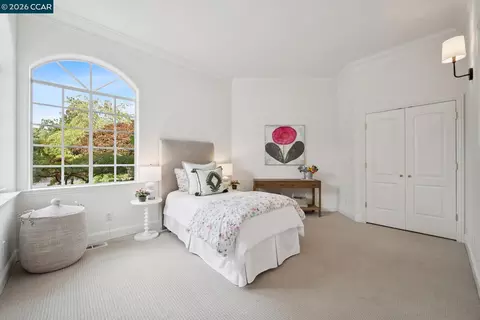 Bedroom - 2 Reliez Manor Ct, Lafayette, CA 94549 photo 4 of 4