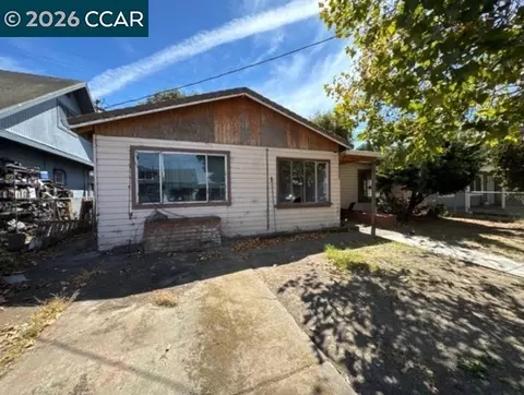 520 Harrison Dr, Richmond, CA 94806 photo 2