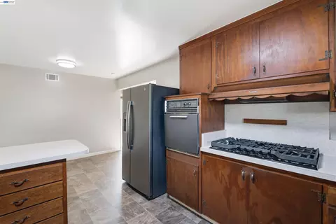 Kitchen - 1243 Temple Dr, Pacheco, CA 94553 photo 2 of 2