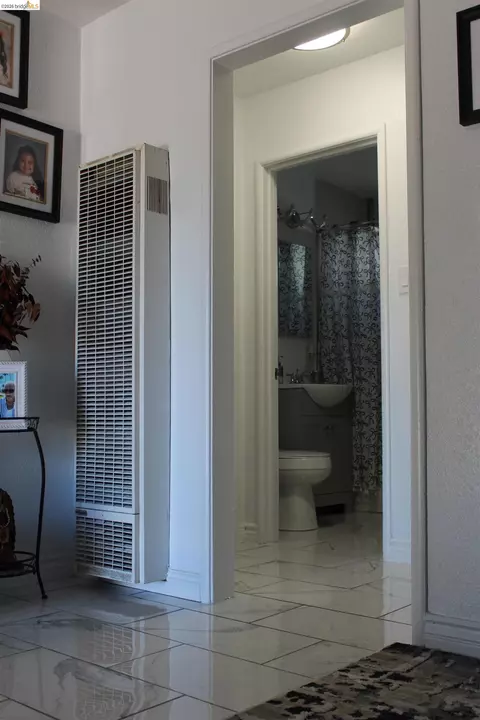 Entry Way - 2268 E Marsh St, Stockton, CA 95205 photo 1 of 1