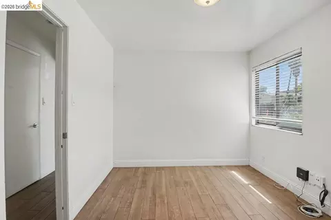 Bedroom - 828 Grant St, Vallejo, CA 94590 photo 5 of 17