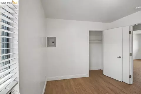 Bedroom - 828 Grant St, Vallejo, CA 94590 photo 3 of 17