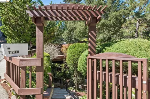 7218 Homewood Dr, Oakland, CA 94611