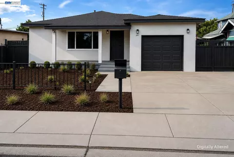 Exterior - 201 Barozzi Ave, Modesto, CA 95351 photo 2 of 2