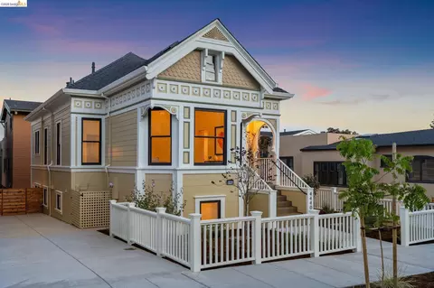 4440 Howe St, Oakland, CA 94611