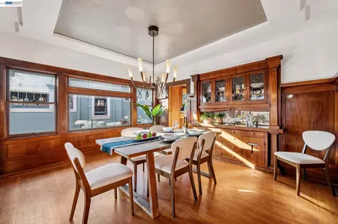 Dining - 2515 Noble Ave, Alameda, CA 94501 photo 3 of 6