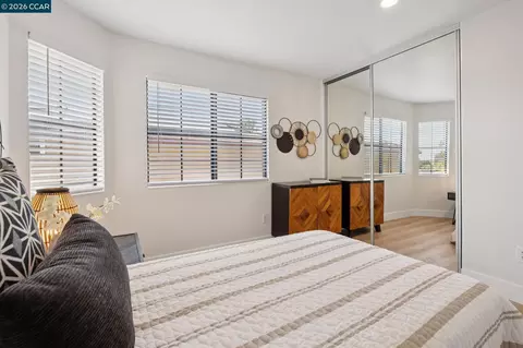 Bedroom - 4966 Bayleaf Ct, Martinez, CA 94553 photo 5 of 7