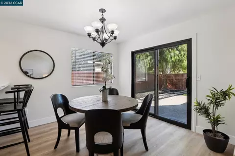 Dining - 4966 Bayleaf Ct, Martinez, CA 94553 photo 1 of 3