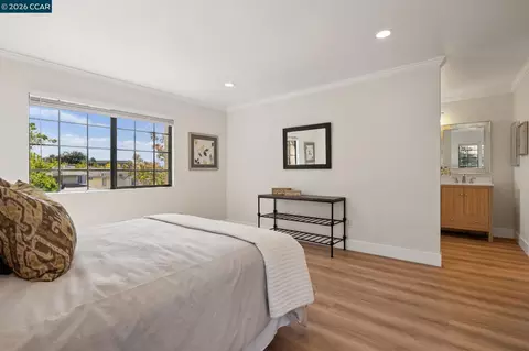 Bedroom - 4966 Bayleaf Ct, Martinez, CA 94553 photo 2 of 7