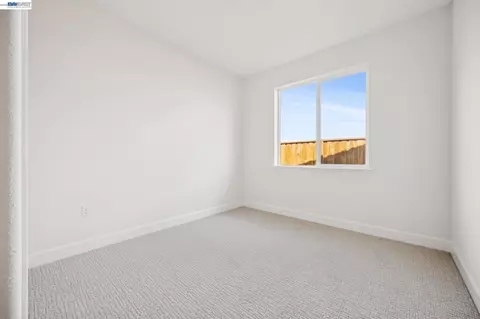 Bedroom - 291 Colfax Ln, Oakley, CA 94561 photo 6 of 9