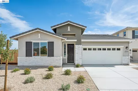 Exterior - 291 Colfax Ln, Oakley, CA 94561 photo 5 of 10