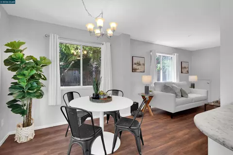 Dining - 400 Devon Ct, Oakley, CA 94561 photo 1 of 2