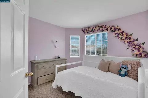 Bedroom - 400 Devon Ct, Oakley, CA 94561 photo 1 of 5