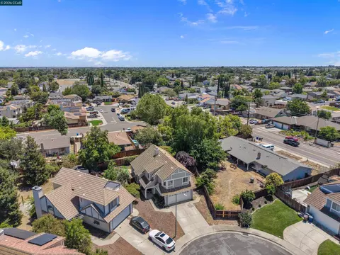 View/Area - 400 Devon Ct, Oakley, CA 94561 photo 2 of 6