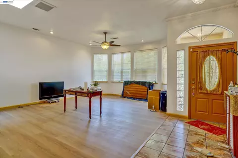 Living - 2257 Octavia Ct, Tracy, CA 95377 photo 1 of 5
